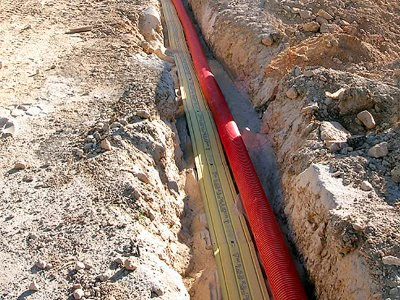 Protección y Conexión de Cables Enterrados Protección y Conexión de Cables Enterrados
